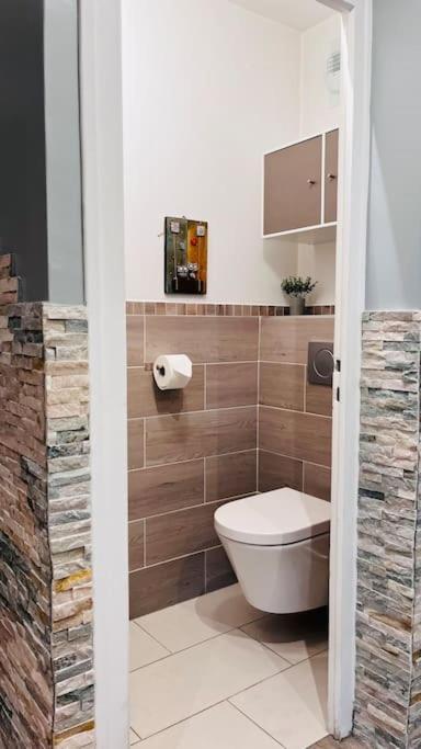 Appartement Proche Centre Ville Avec Parking Gratuit อานซี ภายนอก รูปภาพ